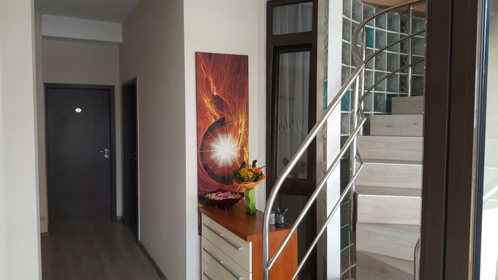 Casa Cojocaru- Camere De Inchiriat In Scop Turistic Drobeta Turnu Severin Exterior photo